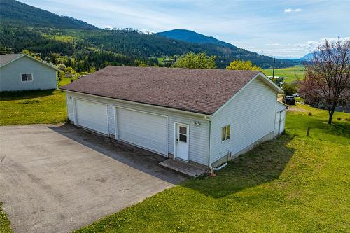 1061 Westview Road, Creston, BC - Outdoor