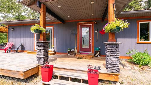 7957 Highway 3, Yahk, BC - Outdoor With Deck Patio Veranda With Exterior