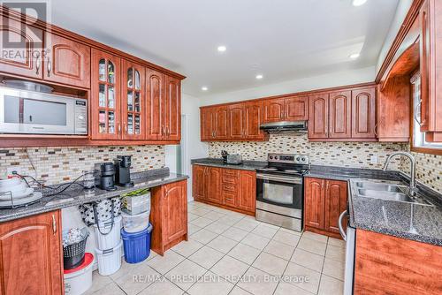 3686 Darla Drive, Mississauga, ON - Indoor Photo Showing Kitchen With Double Sink