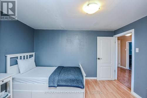 3686 Darla Drive, Mississauga, ON - Indoor Photo Showing Bedroom