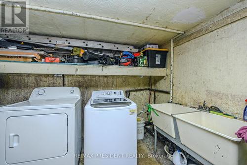 3686 Darla Drive, Mississauga, ON - Indoor Photo Showing Laundry Room