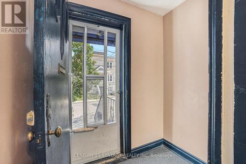 327 Richelieu Avenue, Ottawa, ON - Indoor Photo Showing Other Room