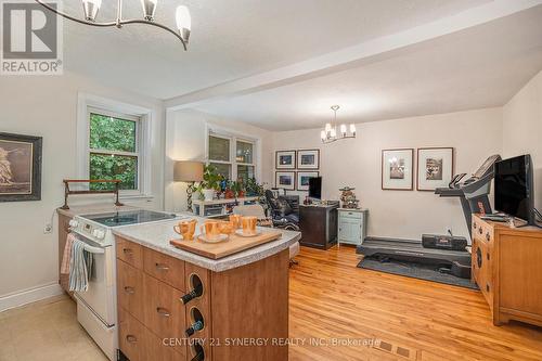 Upstairs Unit - Living Room + Kitchen - 327 Richelieu Avenue, Ottawa, ON - Indoor