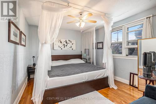 Upstairs Unit - Bedroom - 327 Richelieu Avenue, Ottawa, ON - Indoor Photo Showing Bedroom