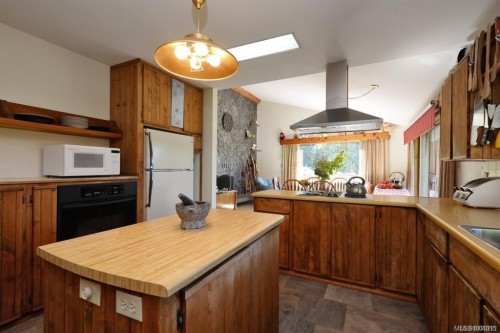 1550 Robson Lane Sw, Cowichan Bay, BC 