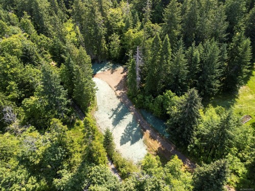 7884 Lenwood Rd, Merville, BC 