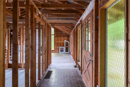 7884 Lenwood Rd, Merville, BC 