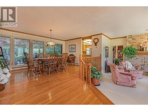 9178 Clancy Frontage Road, Mara, BC - Indoor
