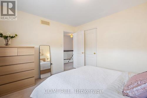 31 Metcalfe Drive, Bradford West Gwillimbury (Bradford), ON - Indoor Photo Showing Bedroom