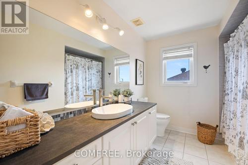 31 Metcalfe Drive, Bradford West Gwillimbury (Bradford), ON - Indoor Photo Showing Bathroom