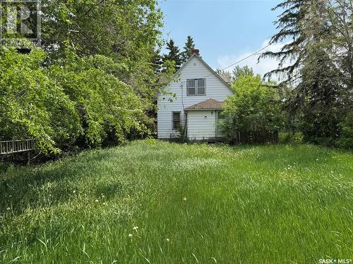 823 Main Street, Holdfast, SK - Outdoor