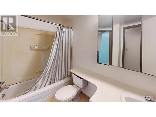 606 18Th Avenue N Unit# 203, Cranbrook, BC - Indoor Photo Showing Bathroom
