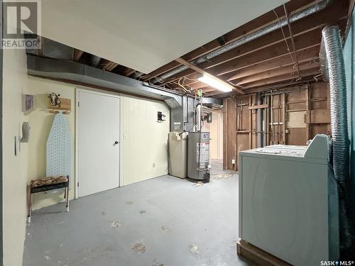 114-116 1St Street E, Climax, SK - Indoor