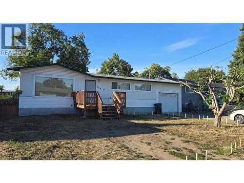 540 Lomond Road, Kelowna, BC - Outdoor