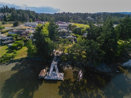 2751 Shoreline Dr, View Royal, BC 