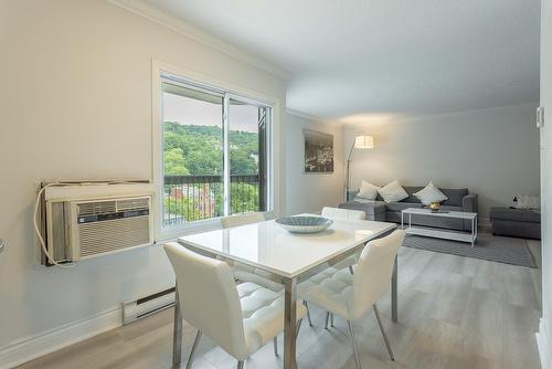 Dining room - 1010-3480 Rue Simpson, Montréal (Ville-Marie), QC - Indoor Photo Showing Dining Room