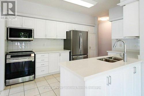 1 Wellford Gate, Brampton (Sandringham-Wellington), ON - Indoor Photo Showing Kitchen With Double Sink