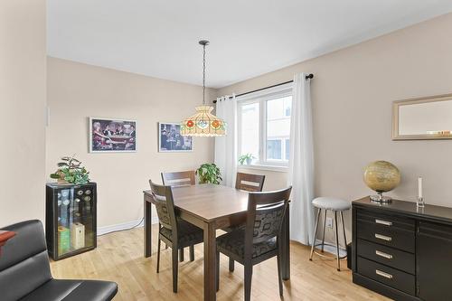 Salle à manger - 202-13 Rue St-Laurent, Beauharnois, QC - Indoor Photo Showing Dining Room