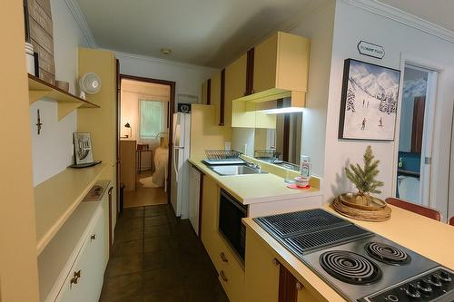 Kitchen - 207-295 Ch. Des Faîtières, Piedmont, QC - Indoor Photo Showing Kitchen