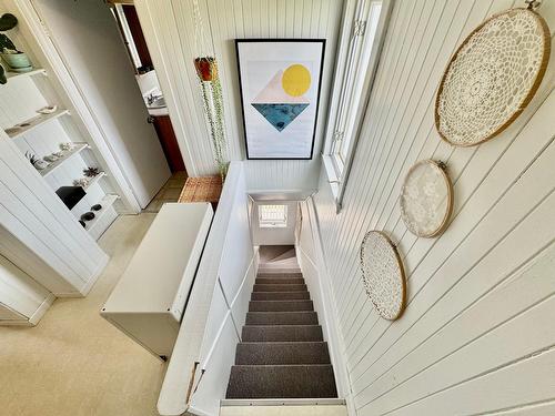 Staircase - 25 Ch. Du Camping, Les Îles-De-La-Madeleine, QC - Indoor Photo Showing Other Room