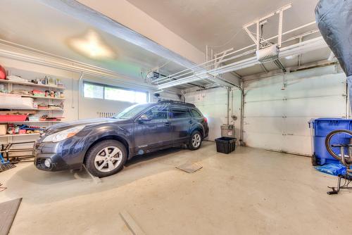 Garage - 2 Av. Shorncliffe, Westmount, QC - Indoor Photo Showing Garage