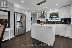 536 KING STREET E  Oshawa, ON L1H 1G1