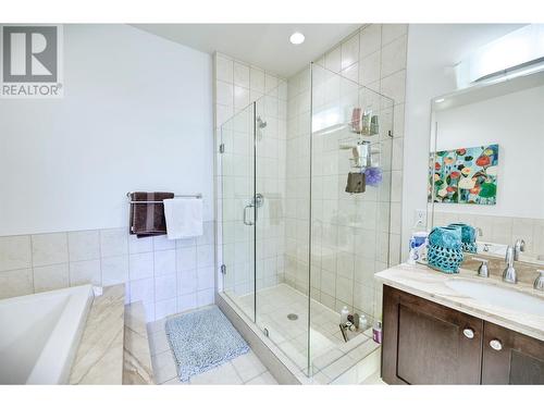 4215 Pebble Beach Drive, Osoyoos, BC - Indoor Photo Showing Bathroom