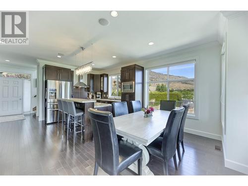 4215 Pebble Beach Drive, Osoyoos, BC - Indoor Photo Showing Dining Room