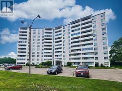 1002 - 35 TOWERING HEIGHTS BOULEVARD  St. Catharines (Glendale/Glenridge), ON L2T 3G8