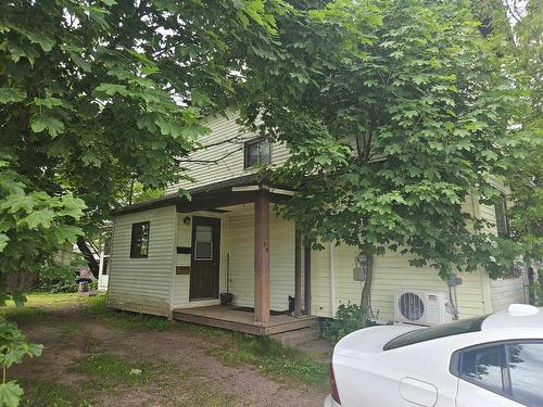 13 Dundonald Street, Amherst, NS 