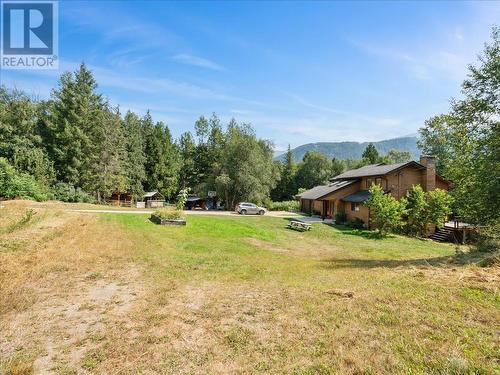 6172 Slocan River Road, Winlaw, BC - Outdoor
