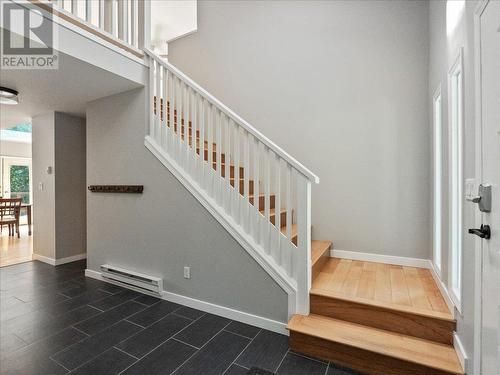 6172 Slocan River Road, Winlaw, BC - Indoor Photo Showing Other Room