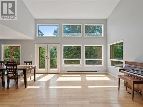 6172 Slocan River Road, Winlaw, BC - Indoor Photo Showing Other Room