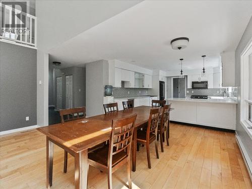 6172 Slocan River Road, Winlaw, BC - Indoor