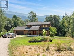 6172 SLOCAN RIVER Road  Winlaw, BC V0G 2J0