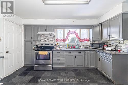 14457 Bramalea Road, Caledon, ON - Indoor Photo Showing Kitchen