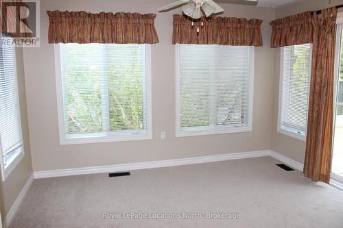 9 Pennsylvania Avenue, Wasaga Beach, ON - Indoor Photo Showing Other Room