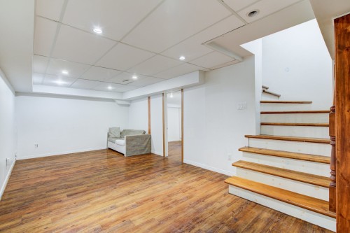 Salle familiale - 93 Rue Bedford, Baie-D'Urfé, QC - Indoor Photo Showing Other Room