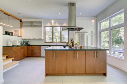 Cuisine - 93 Rue Bedford, Baie-D'Urfé, QC - Indoor Photo Showing Kitchen