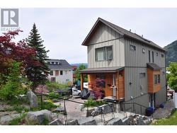 517 Hoover Street  Nelson, BC V1L 4X1