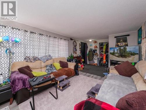 986 Range Road, Whitehorse, YT 