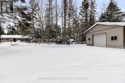 33 WOODSTOCK AVENUE  Northern Bruce Peninsula, ON N0H 2M0