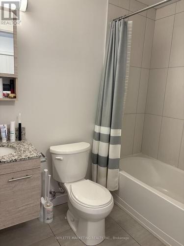 601 - 251 Hemlock Street, Waterloo, ON - Indoor Photo Showing Bathroom