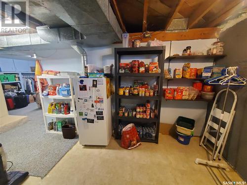 3160 Rutland Avenue, Gull Lake, SK - Indoor