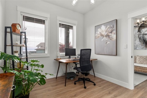 2784 Penfield Rd, Campbell River, BC 