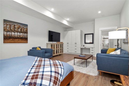 2784 Penfield Rd, Campbell River, BC 