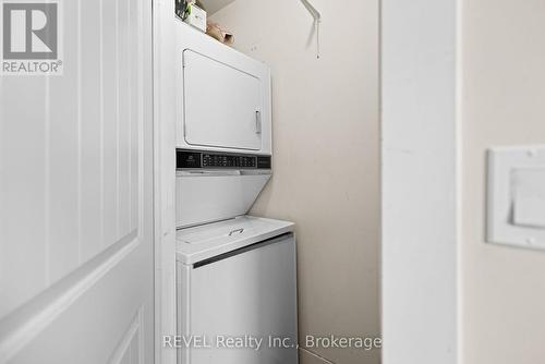 1031 Line 8 Road, Niagara-On-The-Lake (St. Davids), ON - Indoor Photo Showing Laundry Room