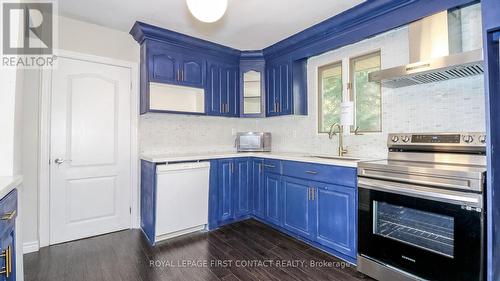 18 Kennedy Drive, Kawartha Lakes, ON - Indoor Photo Showing Kitchen