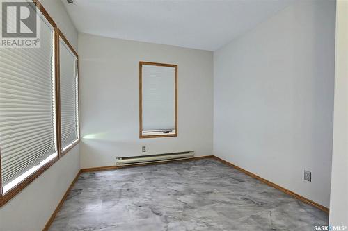 25 2338 Assiniboine Avenue E, Regina, SK - Indoor Photo Showing Other Room