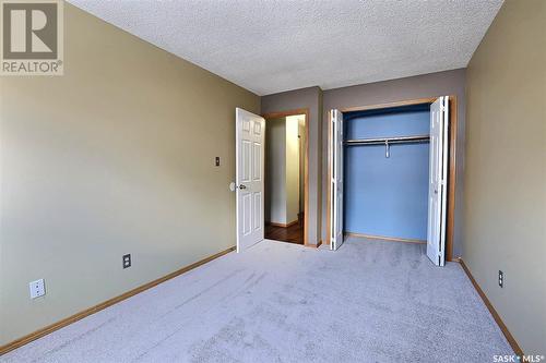 25 2338 Assiniboine Avenue E, Regina, SK - Indoor Photo Showing Other Room